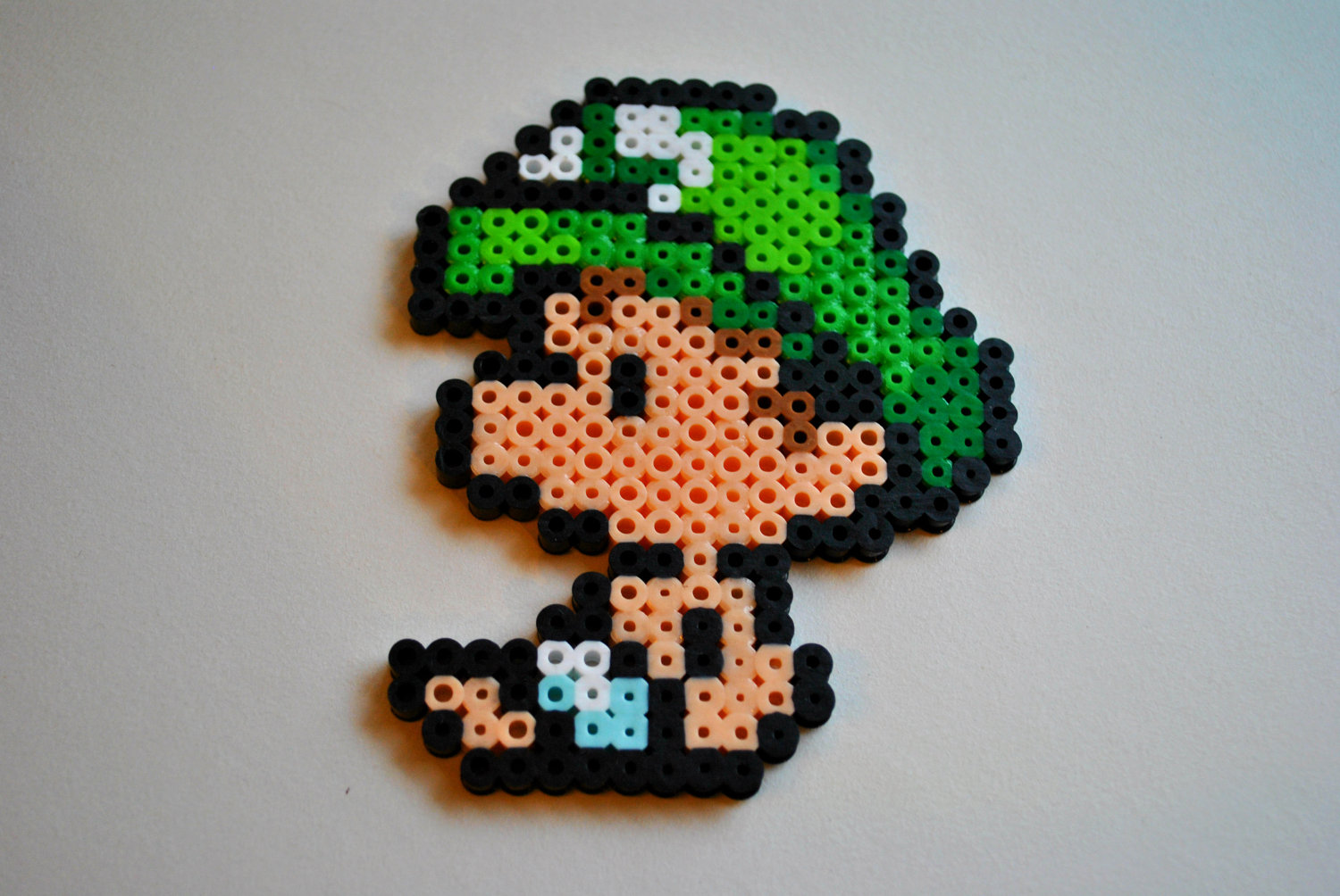 Hama Beads Bebe Luigi